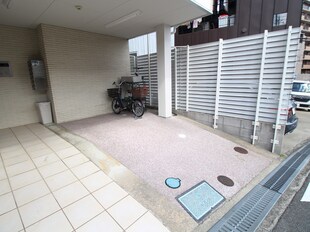 NKマンションの物件外観写真